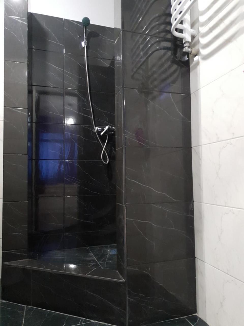 Travel station apartment Ivano-Frankivsk Exterior foto